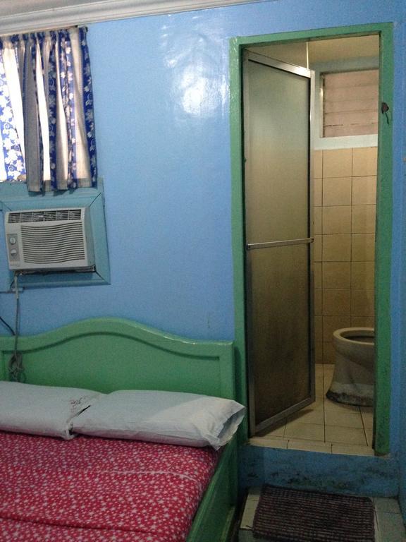 Star Plus Pension Bacolod Bilik gambar